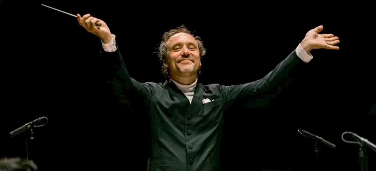 Vancouver Symphony Orchestra - Mozart, Sibelius & Debussy